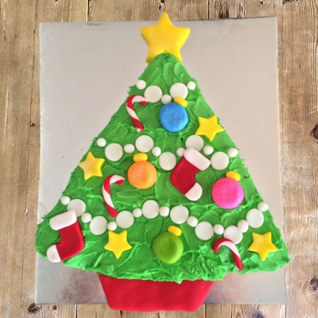 Christmas Tree DIY cake kit from Cake 2 The Rescue