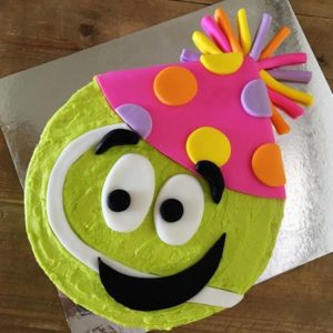 easy tennis ball sport end of season celebrations DIY cake kit from Cake 2 The Rescue