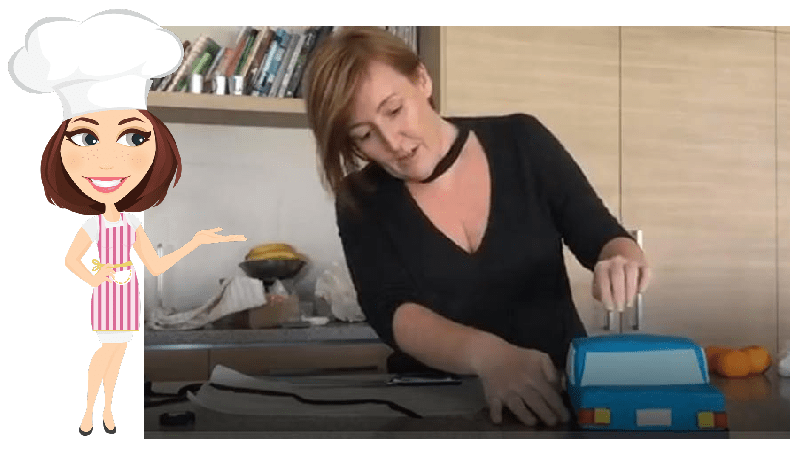 Baker Girl Lou’s Video Tips for Icing a 3D Cake
