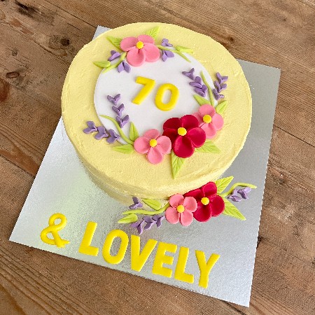 floral-birthday-cake-70th-60th-granny-nanna