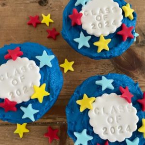 Kindergarten-graduation-cupcake-kit-diy