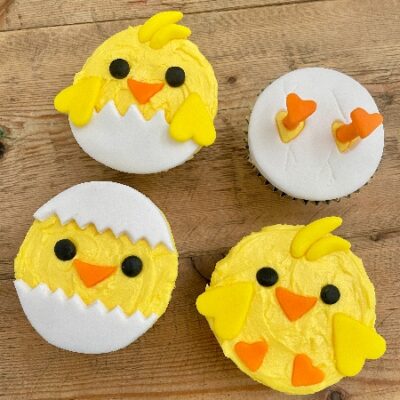 baby-shower-cupcakes-farm-party-cute
